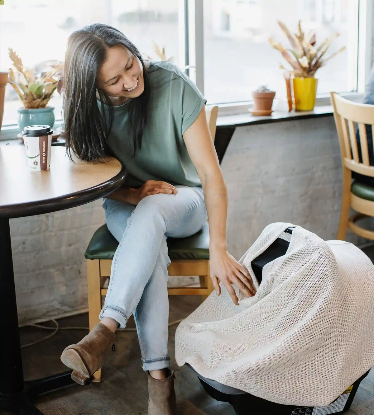 Cozy Canopy™ Nursing Cover - Natural