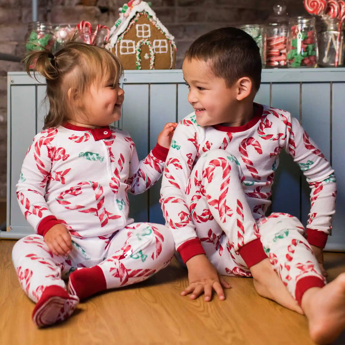 Candy Cane Love Organic Cotton Two-Piece Pajamas